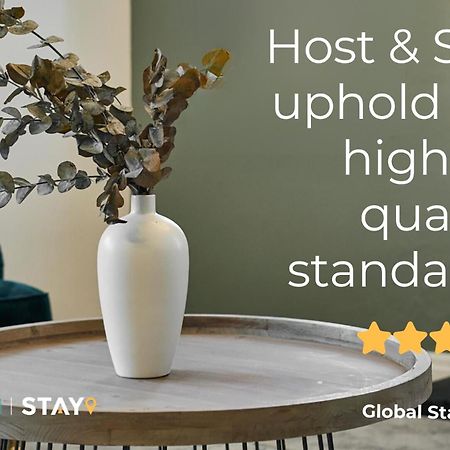 Host & Stay - One Mulgrave Place 惠特比 外观 照片